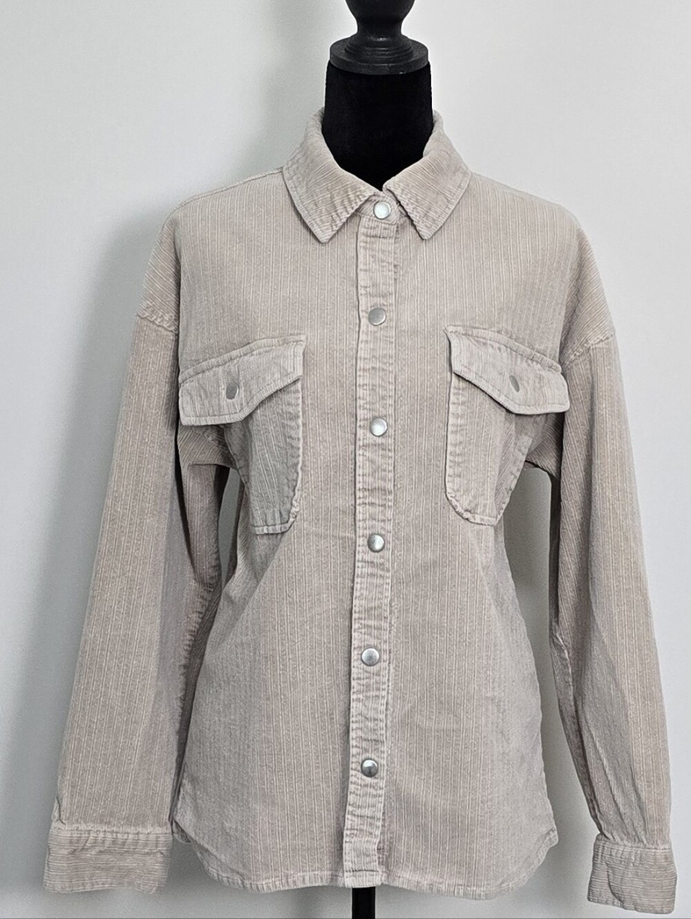 Forever 21 Women's Beige Corduroy Button-Up Over-Sized Shirt Shacket